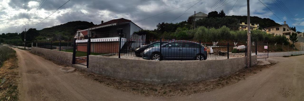 Villa Alexandra Nea Iraklitsa Exteriör bild